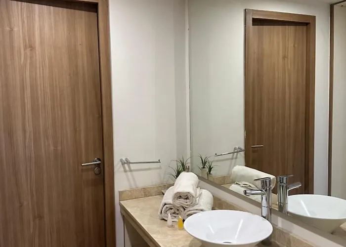 Apartment Plaza *